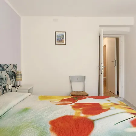 Apartment La Fortezza Beverino