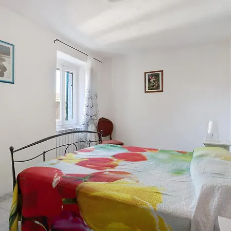 Apartment La Fortezza Beverino