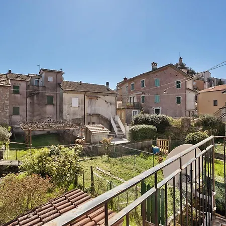 Apartment La Fortezza *